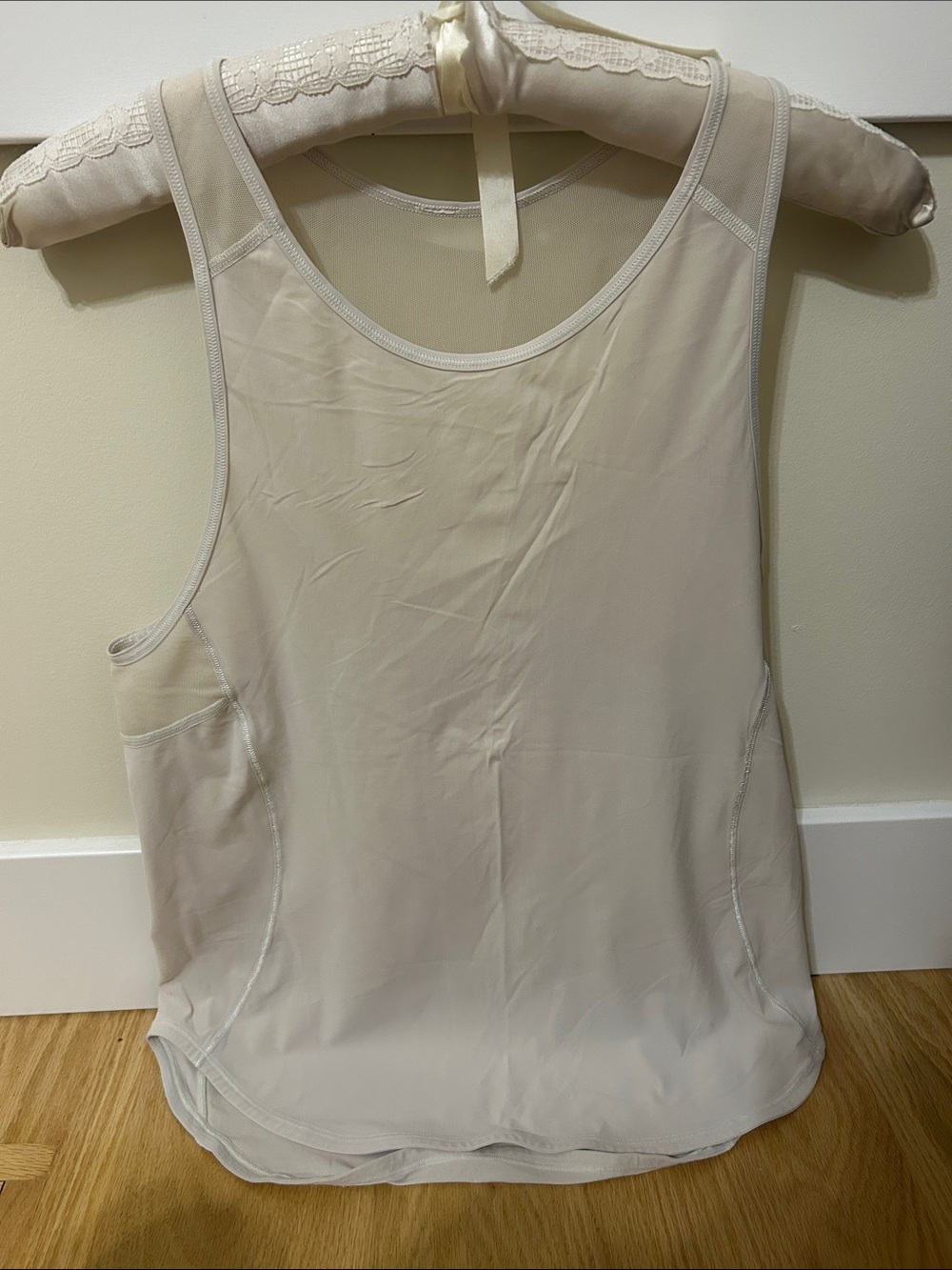 lululemon athletica Cream Lightweight Scoop Tank